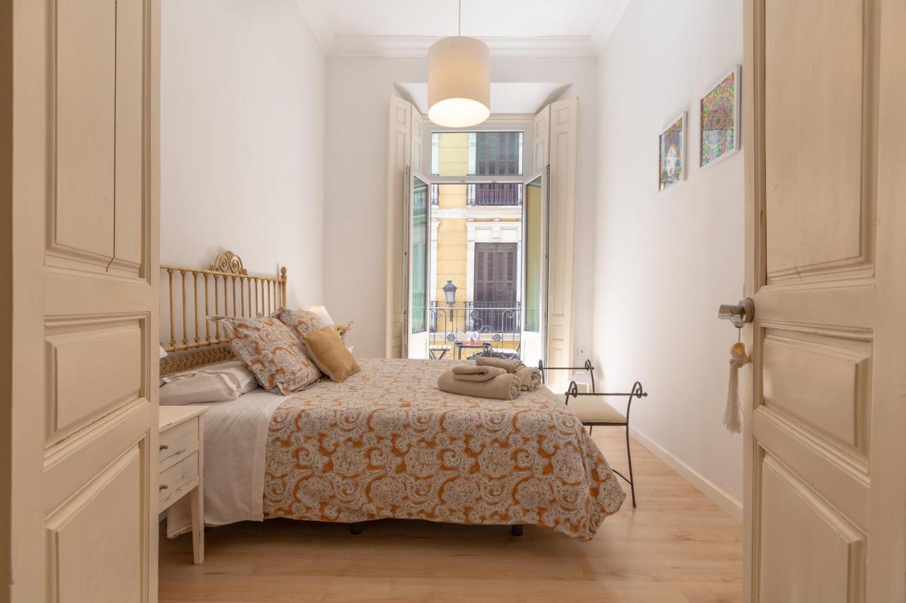 Apartamento Molina Lario Catedral マラガ エクステリア 写真